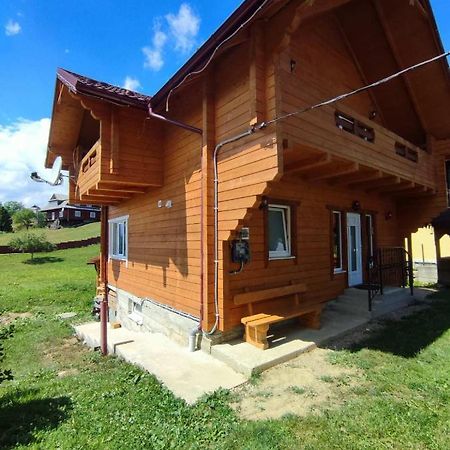 Гостинний Двір Матійчуків Villa วอรอคตา ภายนอก รูปภาพ